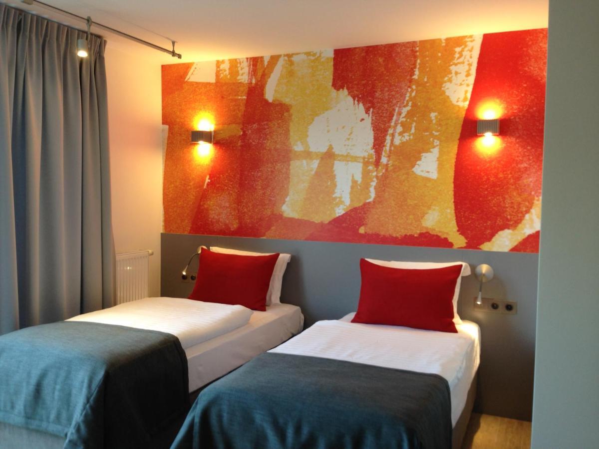 La Petite Apartments Гданск Екстериор снимка
